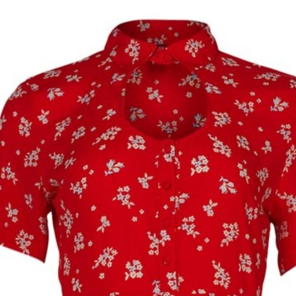 Beautiful floral dainty red dress - Picture 3 of 5